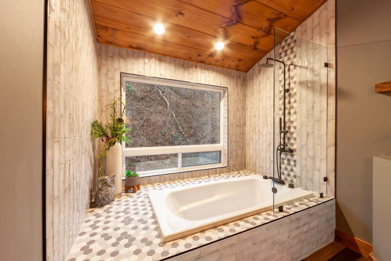 فيلا جاتلينبرجفي Night Owl Cabin المظهر الخارجي الصورة